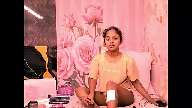 indian barbie online show from May 2026 02:45:01 PM