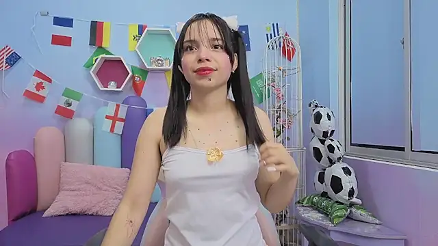Isaa Skinny online show from June 2026 03:48:01 AM