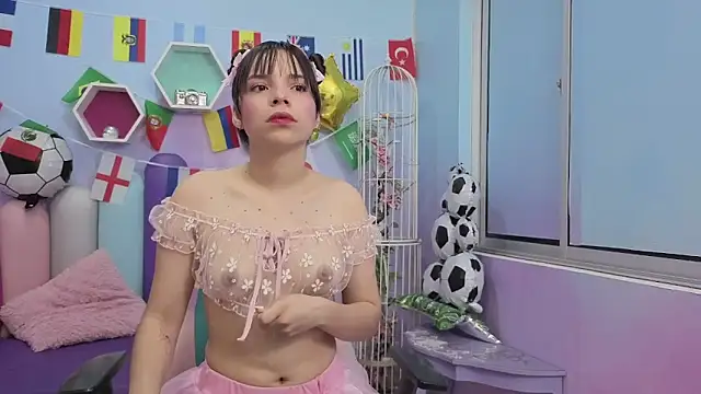 Isaa Skinny online show from June 2026 03:40:01 AM