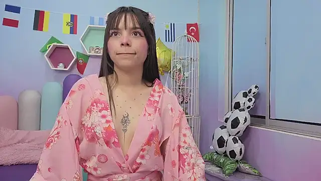 Isaa Skinny online show from July 2026 03:48:01 AM