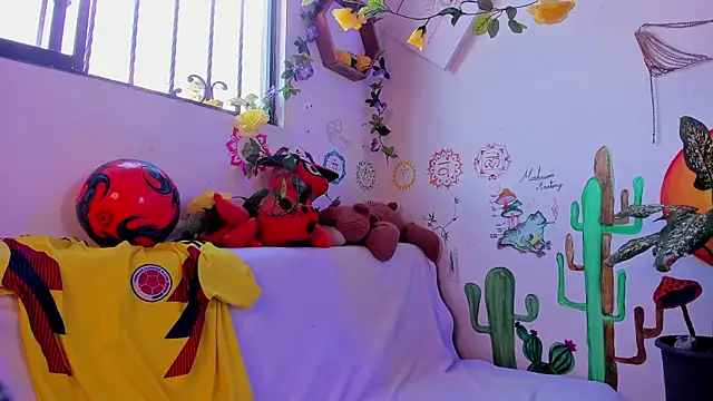 AuroraWishes online show from June 2026 09:24:01 PM