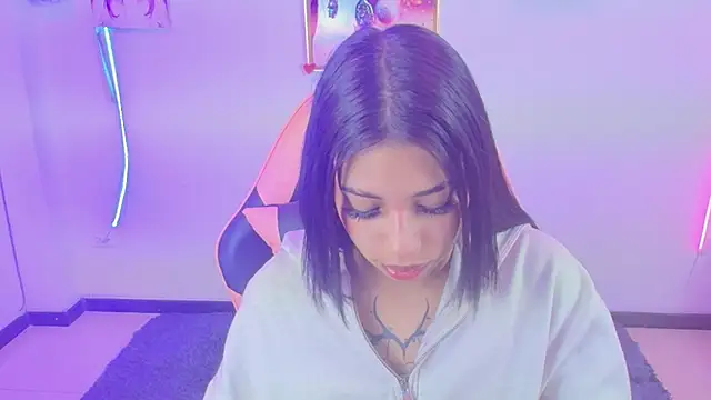AryahMoonn online show from May 2026 04:12:02 PM