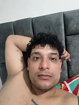 Snapshot of Niccolo_Noir chatting on March 2026 07:57:02 AM Niccolo Noir online show from March 2026 07:57:02 AM