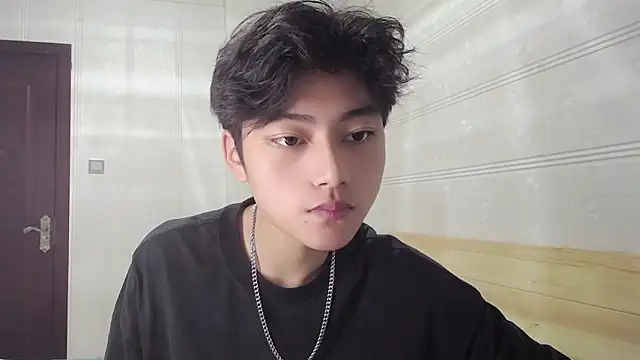 XX-XIUXIU online show from May 2026 12:32:01 PM