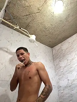 Snapshot of sgxtremm chatting on March 2026 02:12:02 PM sgxtremm online show from March 2026 02:12:02 PM