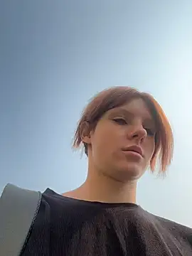 NinaParri online show from June 2026 03:11:01 AM