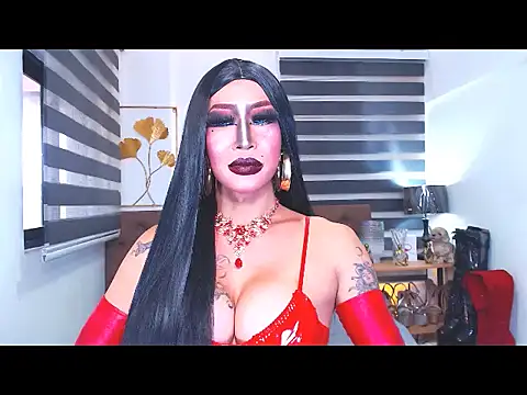 Snapshot of DominateMistressTania chatting on July 2026 01:01:02 AM DominateMistressTania online show from July 2026 01:01:02 AM