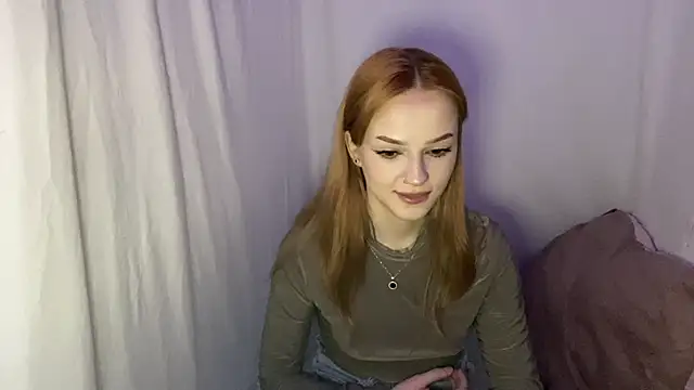 EvaKapnist online show from May 2026 08:36:02 PM