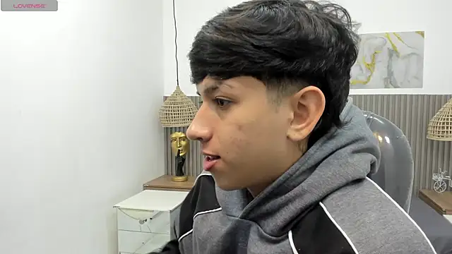AdrianFranko online show from April 2026 02:03:02 PM