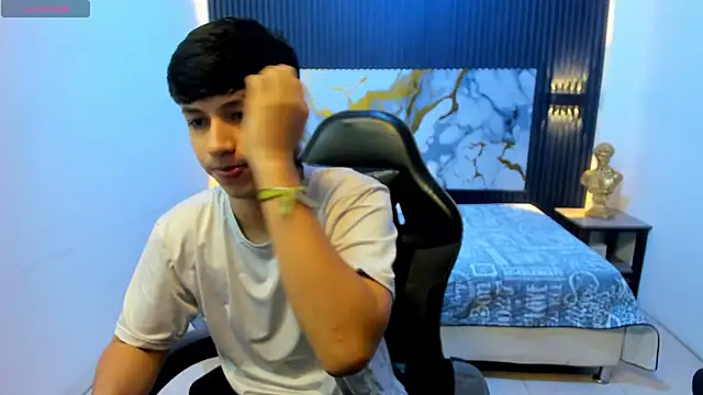 AdrianFranko online show from June 2026 01:34:01 PM