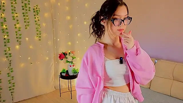 Snapshot of sofiacarnival chatting on March 2026 03:06:01 PM sofiacarnival online show from March 2026 03:06:01 PM