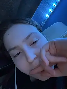 charmingggirl online show from March 2026 08:31:01 PM