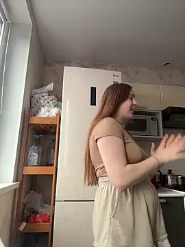 charmingggirl online show from May 2026 01:06:01 PM