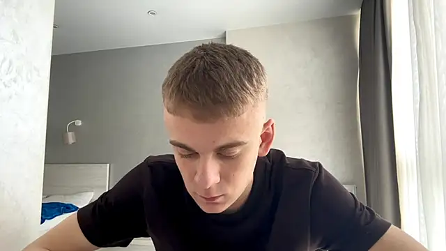 Snapshot of SoloFury chatting on May 2026 01:27:01 PM SoloFury online show from May 2026 01:27:01 PM