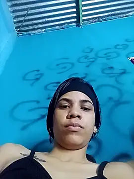 Snapshot of Dominicsexy_bitch chatting on March 2026 03:39:02 AM Dominicsexy bitch online show from March 2026 03:39:02 AM