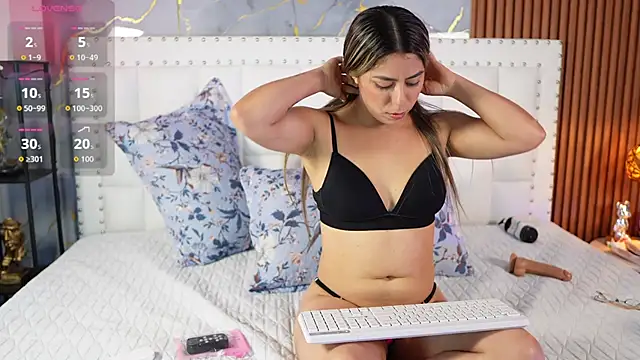 Snapshot of QuickHookupp chatting on June 2026 02:56:02 AM QuickHookupp online show from June 2026 02:56:02 AM