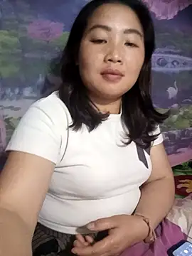 Huemy098 online show from May 2026 04:04:02 PM