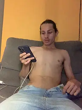 FelipeLipe18 online show from April 2026 02:57:01 AM