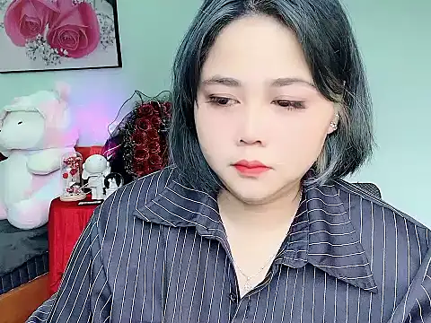 Snapshot of Nhanlu009 chatting on May 2026 11:56:02 PM Nhanlu009 online show from May 2026 11:56:02 PM