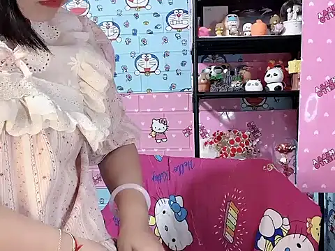 Snapshot of Nhanlu009 chatting on June 2026 01:14:01 PM Nhanlu009 online show from June 2026 01:14:01 PM