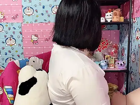 Snapshot of Nhanlu009 chatting on June 2026 11:02:01 AM Nhanlu009 online show from June 2026 11:02:01 AM