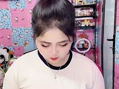 Snapshot of Nhanlu009 chatting on July 2026 12:18:02 PM Nhanlu009 online show from July 2026 12:18:02 PM