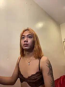 hugecock collins online show from June 2026 02:07:01 PM