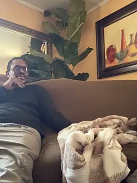 MaKeItWeT4200 online show from March 2026 03:59:01 PM