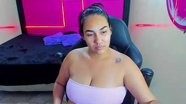 SammyEvanns  online show from May 2026 11:22:01 PM