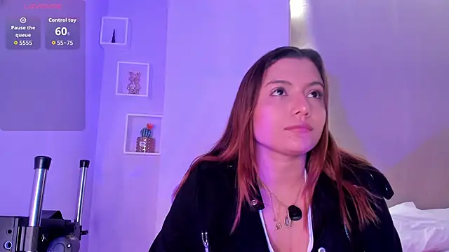 Snapshot of Littletammy4u chatting on May 2026 11:06:01 AM Littletammy4u online show from May 2026 11:06:01 AM