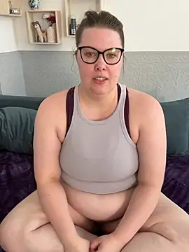 MaschaMangold online show from July 2026 10:35:02 AM