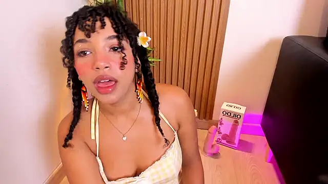 JazmyXXX online show from June 2026 08:33:01 PM