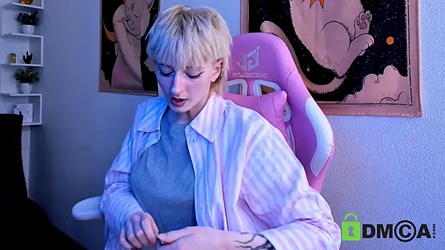 Kira  Cutie online show from March 2026 08:35:02 PM