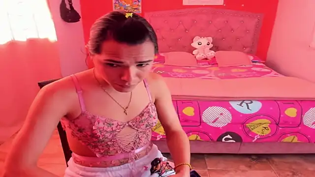 Sofia Hot Latina online show from July 2026 09:09:02 PM