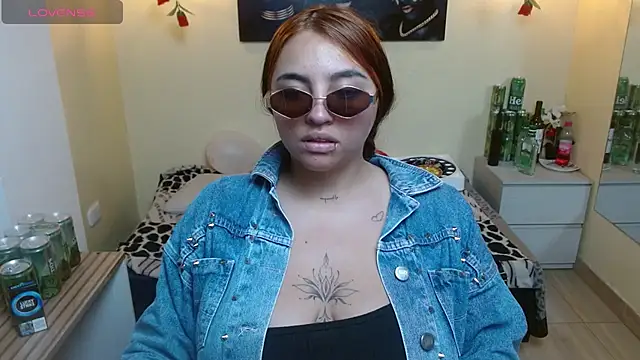 Snapshot of Miley_Clarck chatting on May 2026 01:27:01 PM Miley Clarck online show from May 2026 01:27:01 PM