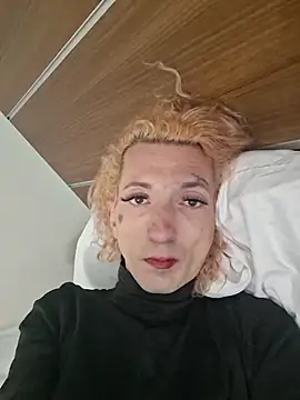 GoddessOfLove882026 online show from April 2026 04:29:01 PM