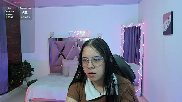 Cristy tay online show from April 2026 11:42:02 AM