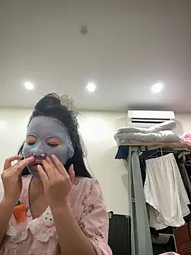 Snapshot of __cherry-cute__ chatting on March 2026 07:13:02 PM cherry-cute online show from March 2026 07:13:02 PM