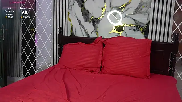 Kira-Moon online show from March 2026 08:12:01 PM