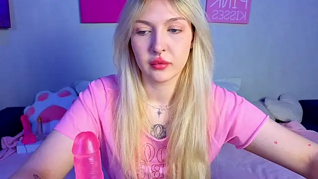 BlondieSummer online show from May 2026 09:06:01 AM