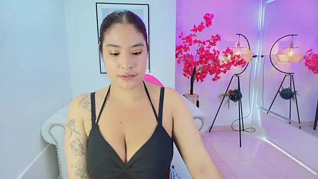 Natalia cartier online show from June 2026 03:15:01 AM