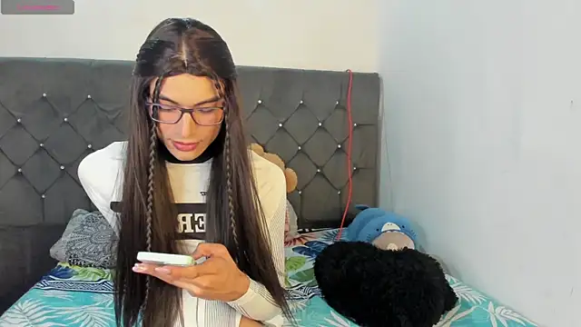 Snapshot of bunny_hells chatting on March 2026 01:21:01 AM bunny hells online show from March 2026 01:21:01 AM