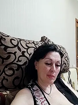 HelgaDennis online show from June 2026 07:52:01 PM