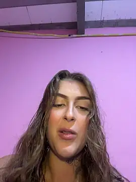 miiabellovic online show from May 2026 09:52:02 PM