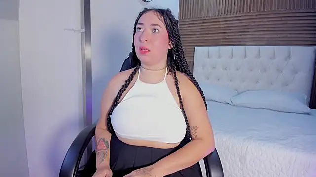 Snapshot of lalabunny_ chatting on March 2026 05:23:01 AM lalabunny online show from March 2026 05:23:01 AM