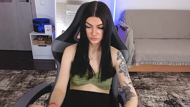 AnacondaOnn online show from May 2026 07:17:01 AM