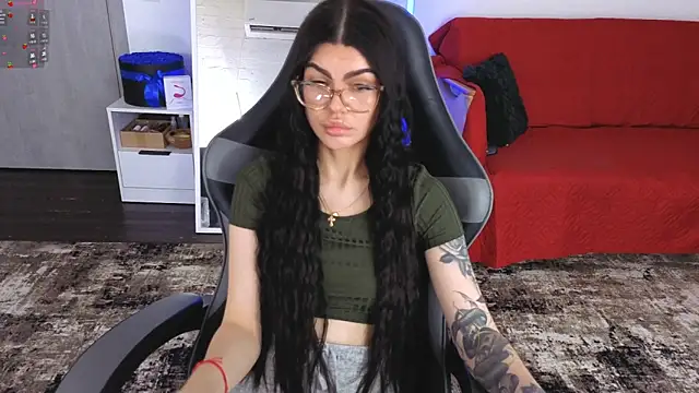 AnacondaOnn online show from May 2026 06:21:02 AM