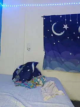 Snapshot of Jossy_1998 chatting on April 2026 04:10:02 AM Jossy 1998 online show from April 2026 04:10:02 AM