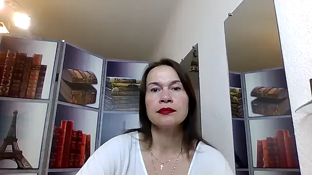 Selena Moo online show from May 2026 08:11:01 AM