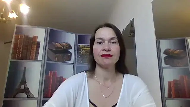Selena Moo online show from May 2026 10:36:01 AM